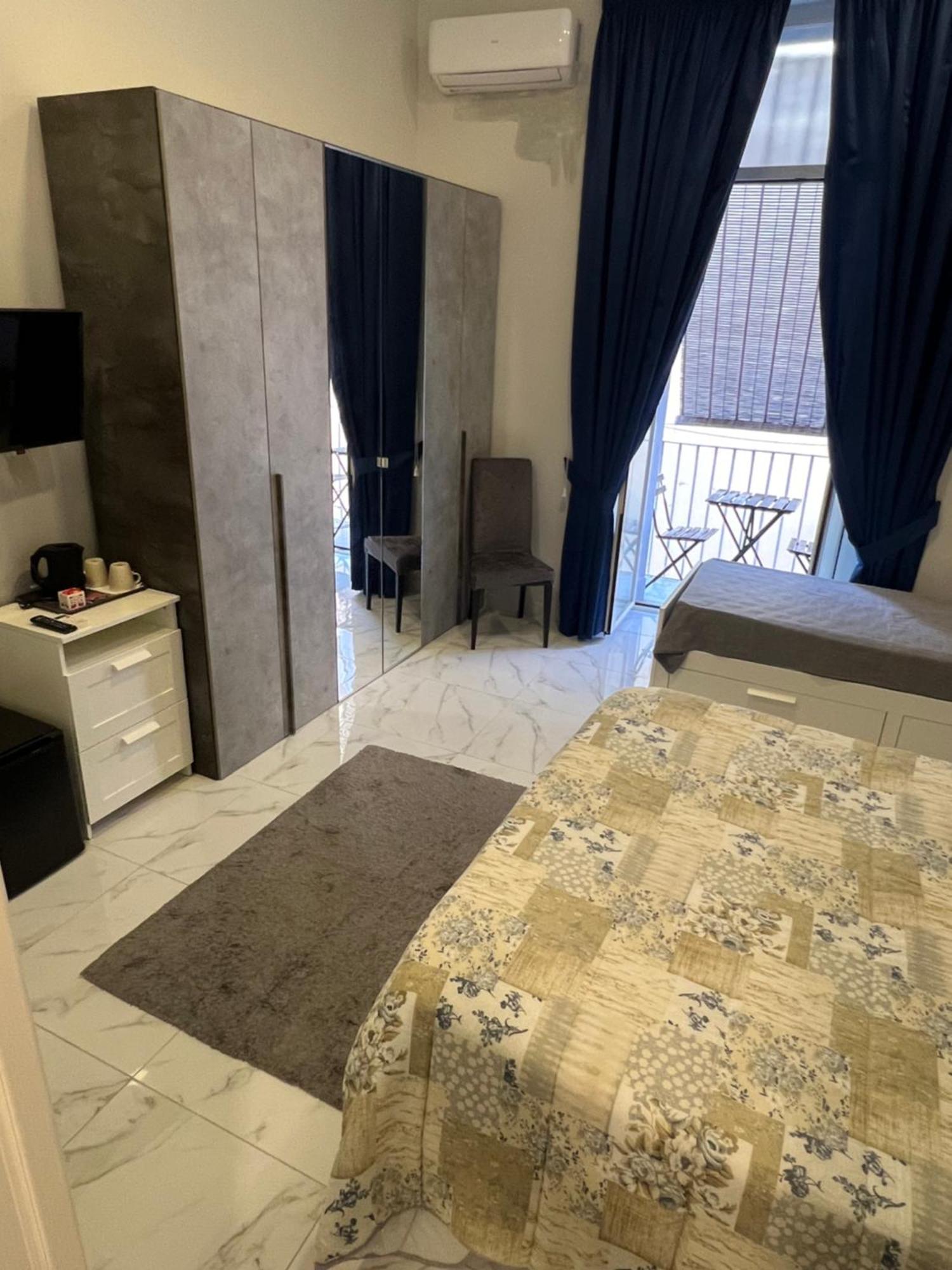 San Gennaro In Porta Bed & Breakfast Napoli